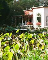 Charming 1BR Suite in Revislate