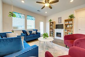 3 Mi to Dtwn Kyle: Wfh-friendly Home w/ Patio