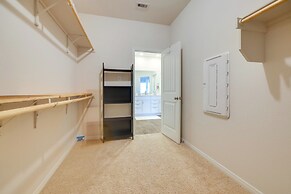 3 Mi to Dtwn Kyle: Wfh-friendly Home w/ Patio