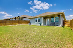 3 Mi to Dtwn Kyle: Wfh-friendly Home w/ Patio
