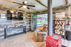 5-acre Kingston Getaway: Pond, Peacocks & Fire Pit