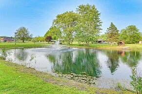 5-acre Kingston Getaway: Pond, Peacocks & Fire Pit