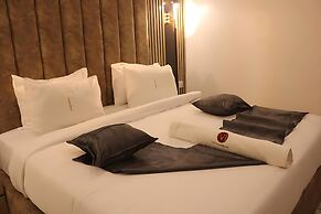 Victorian Bloom Hotel and Resort