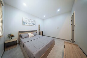 Songmee Pool Villa Nikompattana