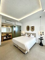 Mykonos Dot Suites