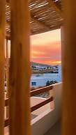 Mykonos Dot Suites