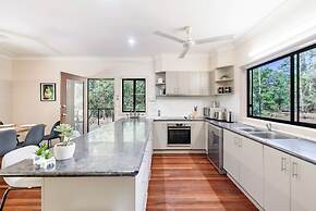 Zen Pandanus Point Pool - Backyard - Balcony
