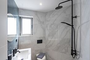 LIV - Prime Central Athens Studio S8-3a