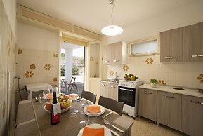 Giulia Sea View Villas