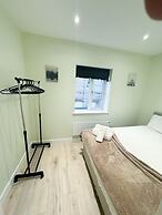 142 Huntingdon Town Centre Apartments
