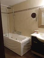Dias Hotel