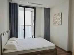 Sakura Homestay - Landmark Ecopark
