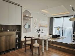 Sakura Homestay - Landmark Ecopark