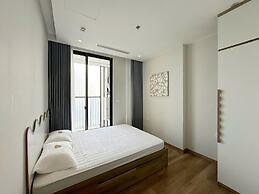 Sakura Homestay - Landmark Ecopark