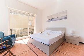 Pesto Home Holiday