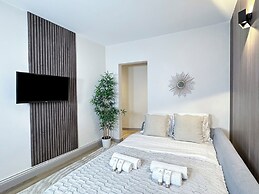 1625 Ternes