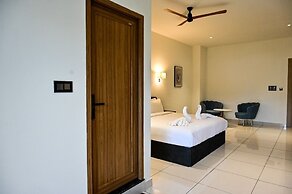 Hotel S S International