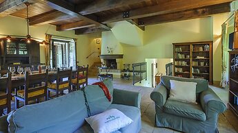 Ca Seppe 10 2 by Marche Holiday Villas