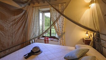 Ca Seppe 10 2 by Marche Holiday Villas