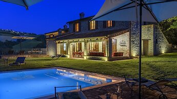 Ca Seppe 10 2 by Marche Holiday Villas