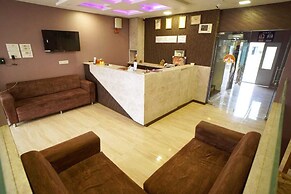 Hotel Aarti Celebration