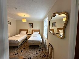 The Amara Inn