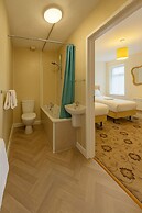 The Amara Inn