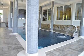 AZURA BAY HOTEL