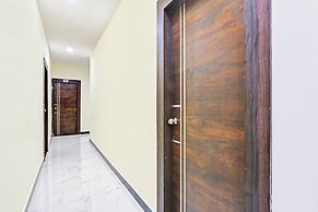 Fabhotel Dharani Grand