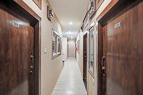 Fabhotel Amrit Palace