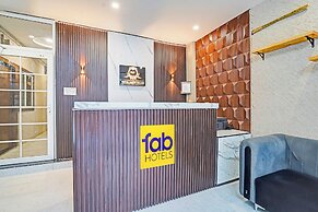 Fabhotel Amrit Palace