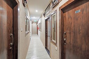 Fabhotel Amrit Palace