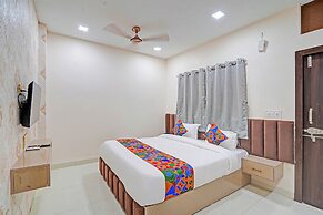 Fabhotel Amrit Palace