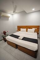 Hotel Vaishnavi Classic
