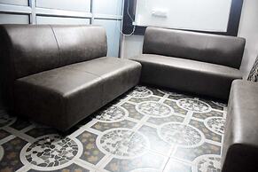 Lucknow Luxury Hotel And Restaurant