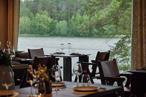 Esperanza Lake Resort