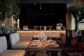 Esperanza Lake Resort