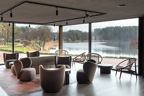 Esperanza Lake Resort