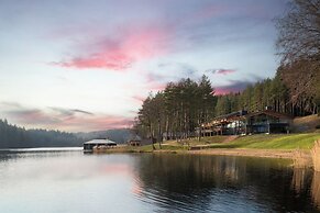 Esperanza Lake Resort