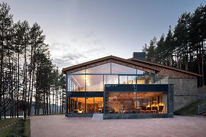 Esperanza Lake Resort