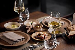 Esperanza Lake Resort