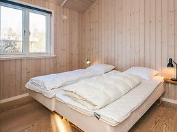 10 Person Holiday Home in Hemmet