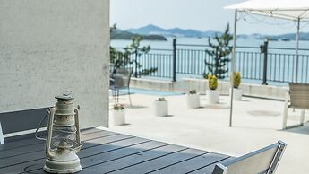Yeosu Lastella Spa Pet-friendly Pension