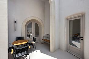 Calissa Suites by Ananda