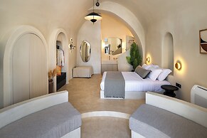 Calissa Suites by Ananda