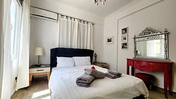 Beautiful Villa Within Easy Distance to Attraction
