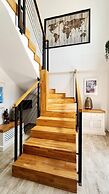 Beautiful Villa Within Easy Distance to Attraction