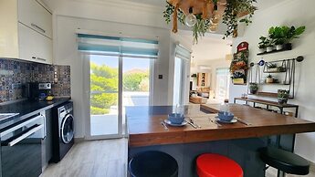 Beautiful Villa Within Easy Distance to Attraction