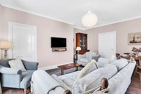 Learchild House - North East Escapes