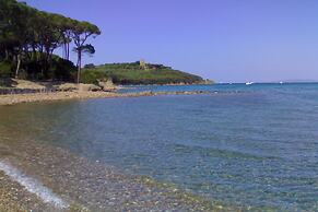 Villa Molletta a Punta Ala con Piscina